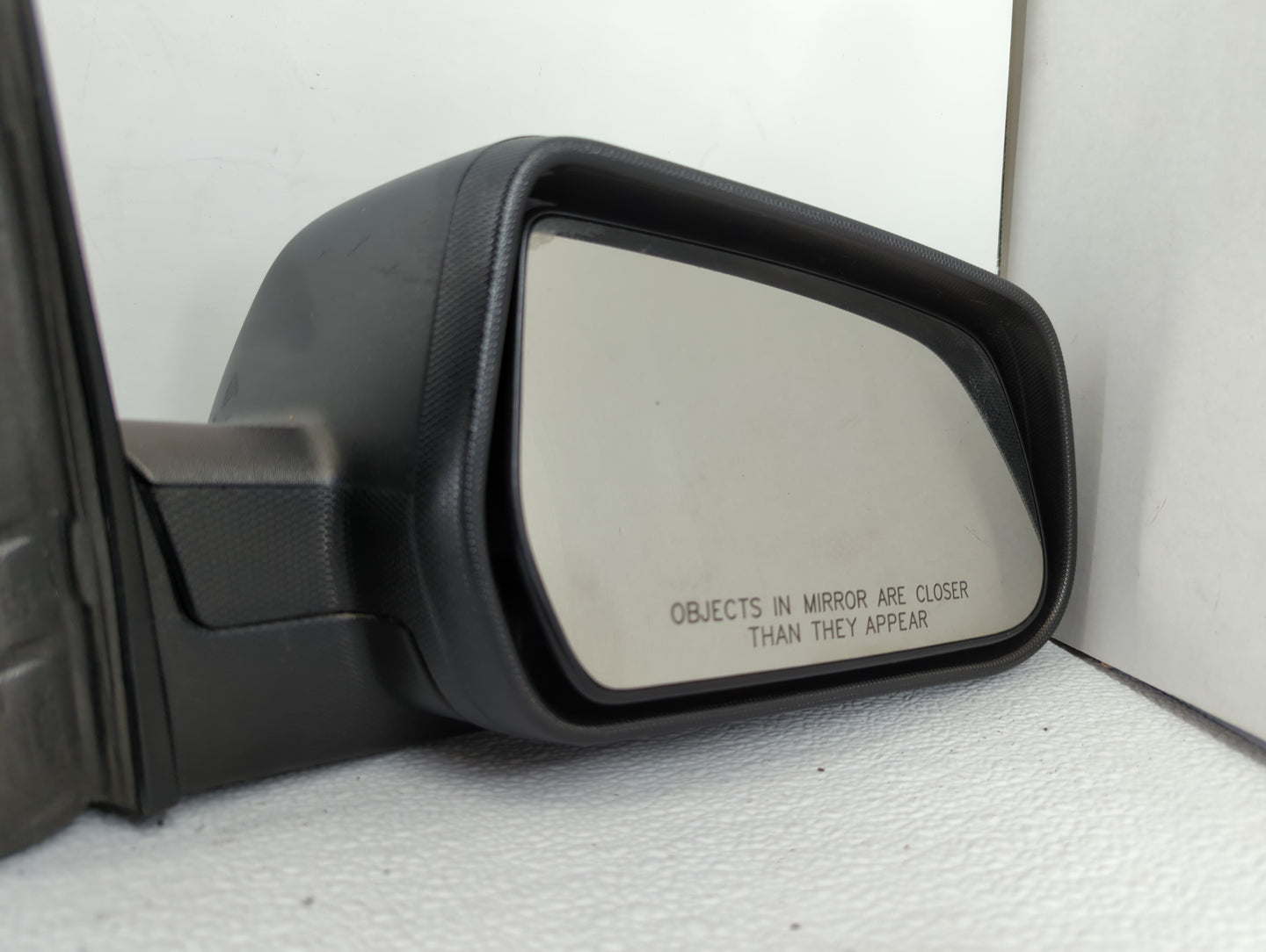 2010-2011 Chevrolet Equinox Passenger Side View Mirror - Right Door Mirror OEM Used - Oemusedautoparts1.com