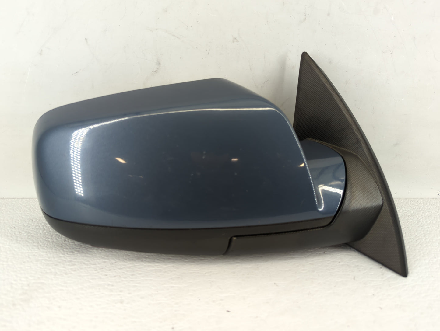 2010-2011 Chevrolet Equinox Passenger Side View Mirror - Right Door Mirror OEM Used - Oemusedautoparts1.com