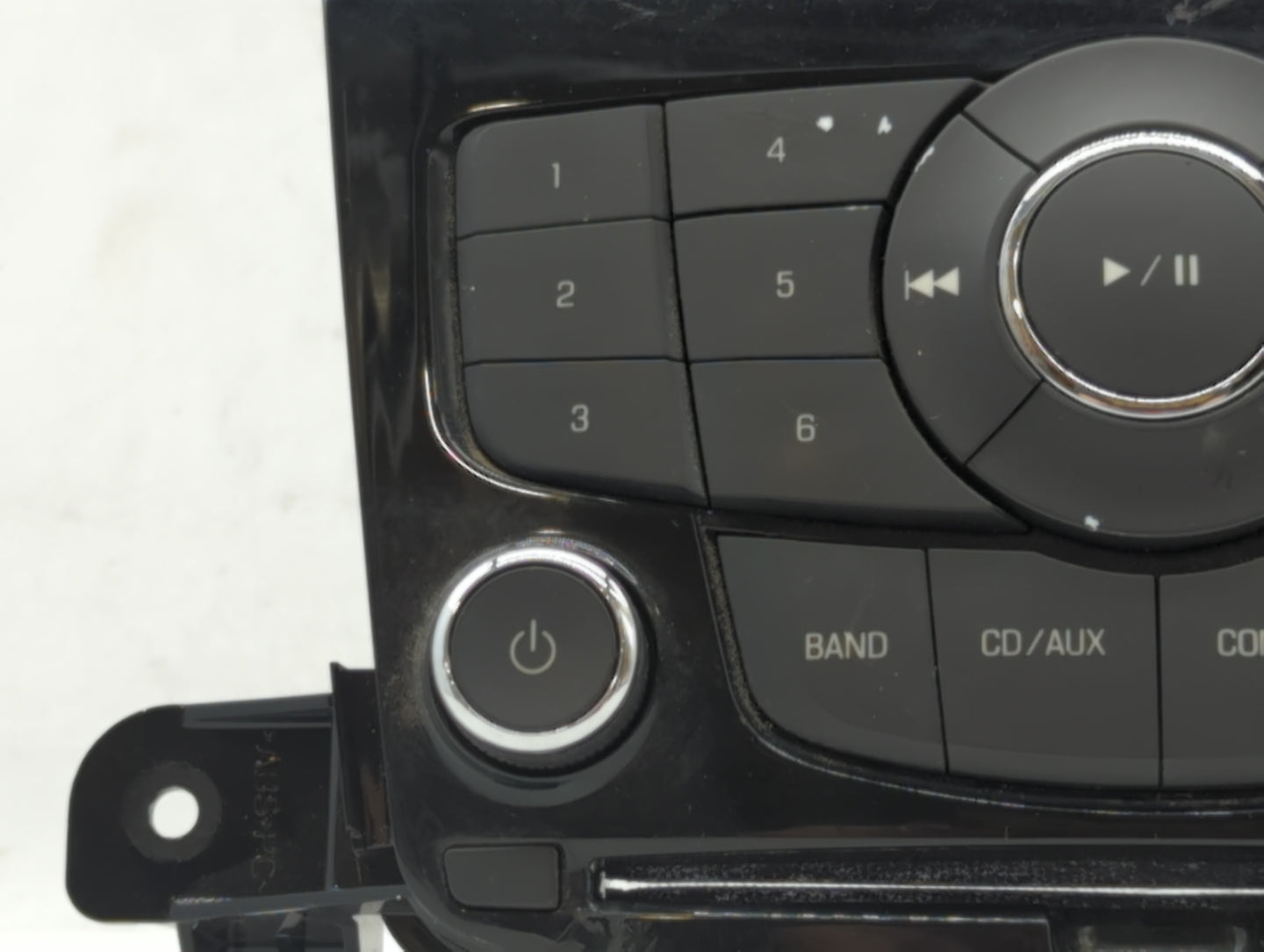 2011-2012 Chevrolet Equinox Radio Control Panel - Oemusedautoparts1.com