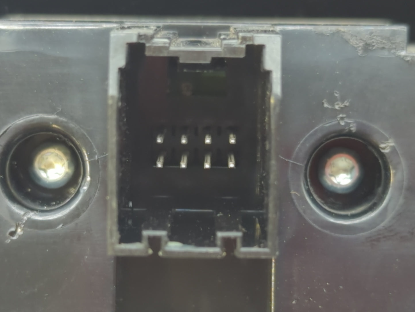 2011-2012 Chevrolet Equinox Radio Control Panel - Oemusedautoparts1.com
