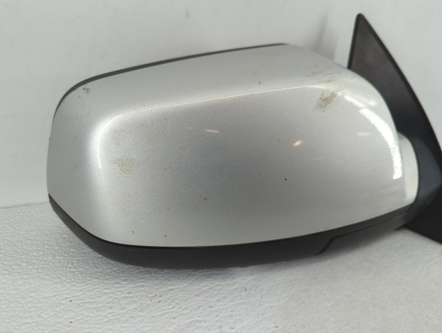2010-2011 Chevrolet Equinox Passenger Side View Mirror - Right Door Mirror OEM Used - Oemusedautoparts1.com