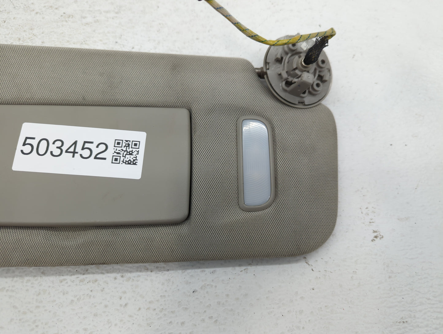 2010-2017 Chevrolet Equinox Sun Visor Shade Replacement Passenger Right Mirror Fits Fits 2010 2011 2012 2013 2014 2015 2016 