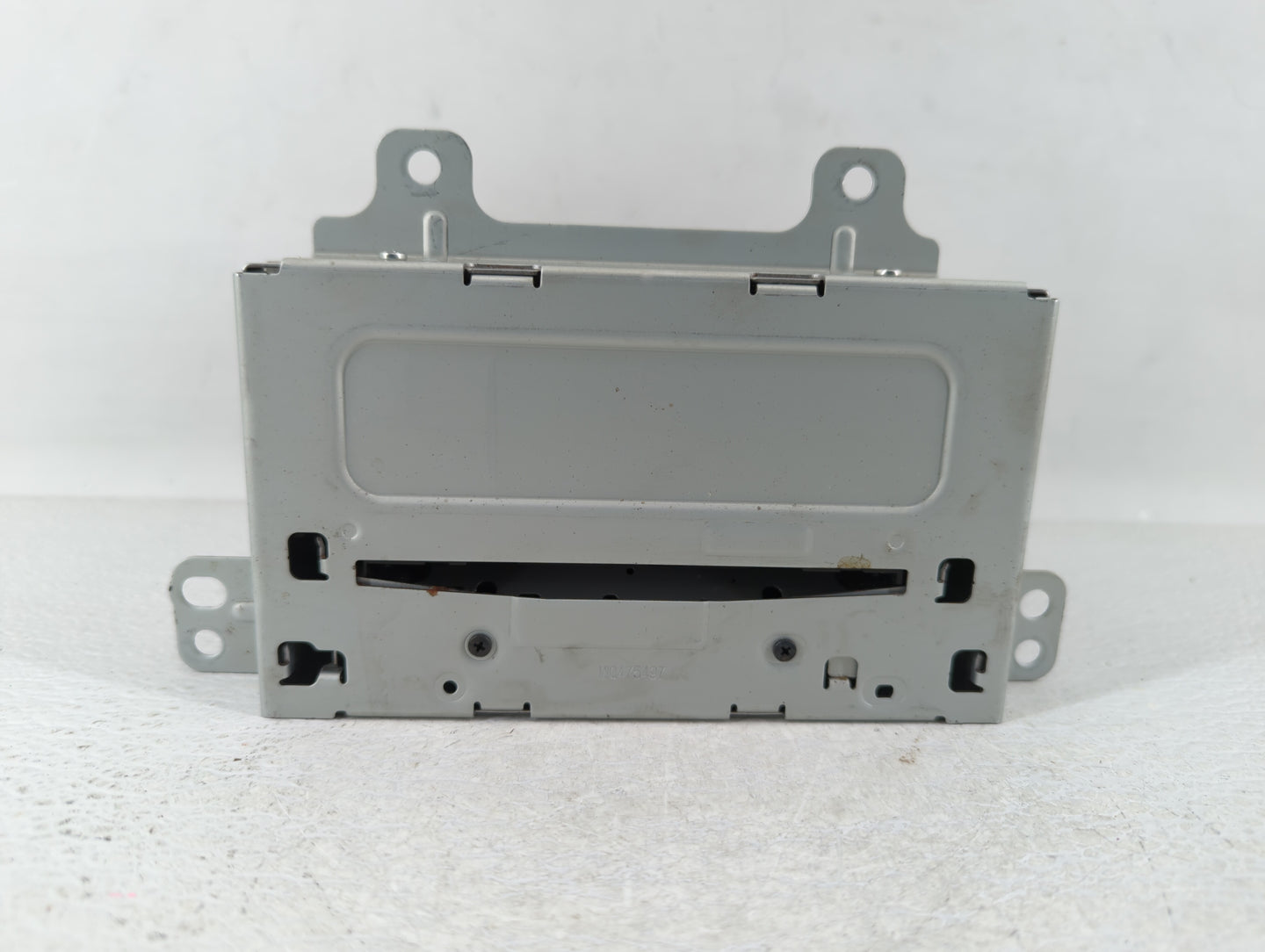 2011-2012 Chevrolet Equinox Radio AM FM Cd Player Receiver Replacement P/N:20983517 22870782 Fits Fits 2010 2011 2012 OEM Us