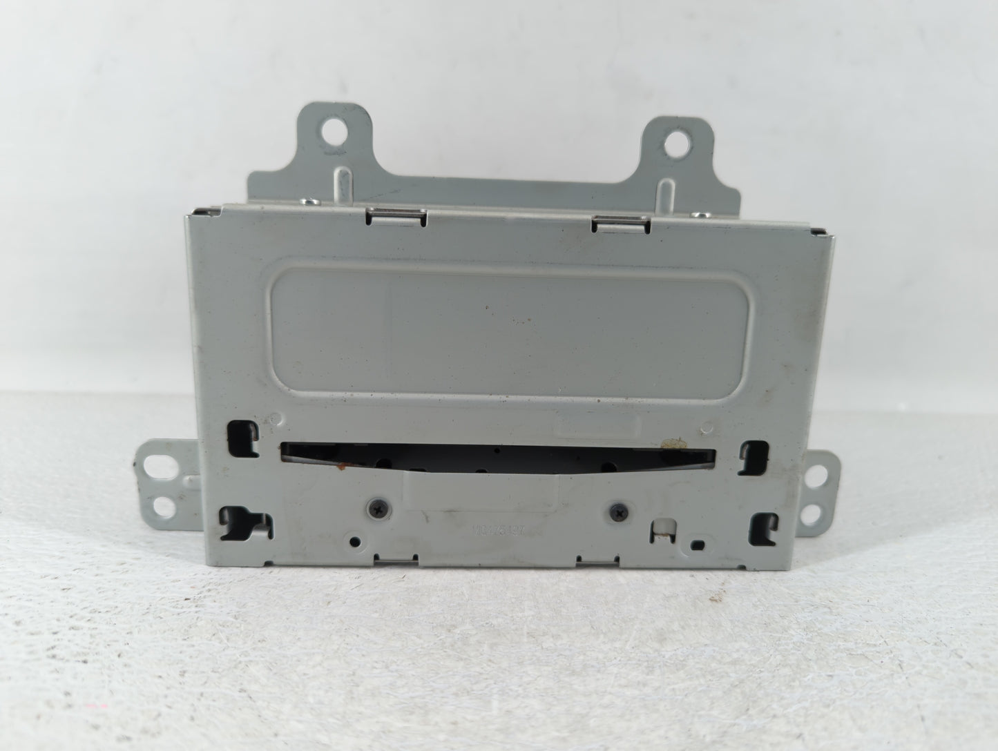 2011-2012 Chevrolet Equinox Radio AM FM Cd Player Receiver Replacement P/N:20983517 22870782 Fits Fits 2010 2011 2012 OEM Us