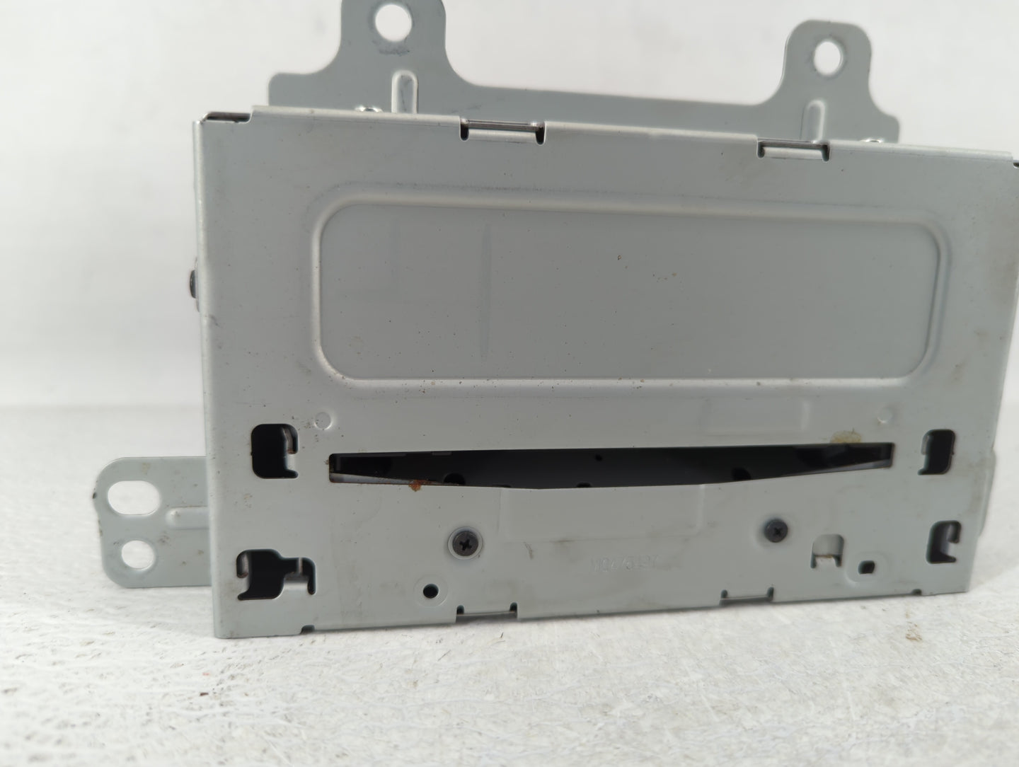 2011-2012 Chevrolet Equinox Radio AM FM Cd Player Receiver Replacement P/N:20983517 22870782 Fits Fits 2010 2011 2012 OEM Us