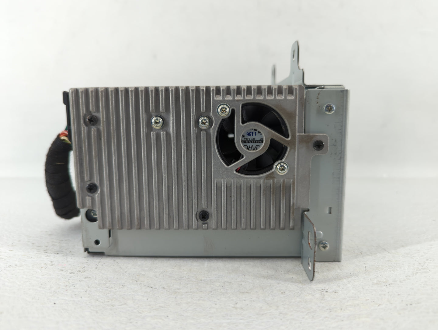 2011-2012 Chevrolet Equinox Radio AM FM Cd Player Receiver Replacement P/N:20983517 22870782 Fits Fits 2010 2011 2012 OEM Us