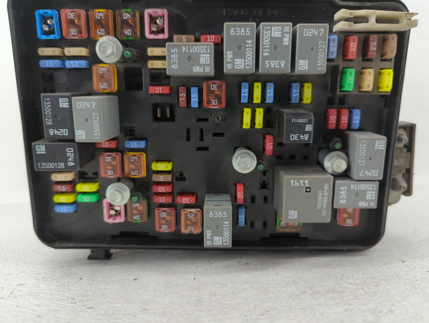 2011 Chevrolet Equinox Fusebox Fuse Box Panel Relay Module P/N:20899629 Fits OEM Used Auto Parts - Oemusedautoparts1.com