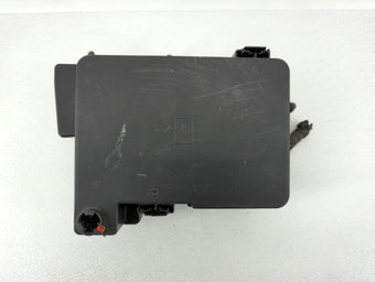 compare product 2011 Chevrolet Equinox Fusebox Fuse Box Panel Relay Module P/N:20899629 Fits OEM Used Auto Parts