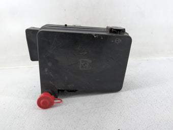 compare product 2011 Chevrolet Equinox Fusebox Fuse Box Panel Relay Module P/N:20899629 Fits OEM Used Auto Parts