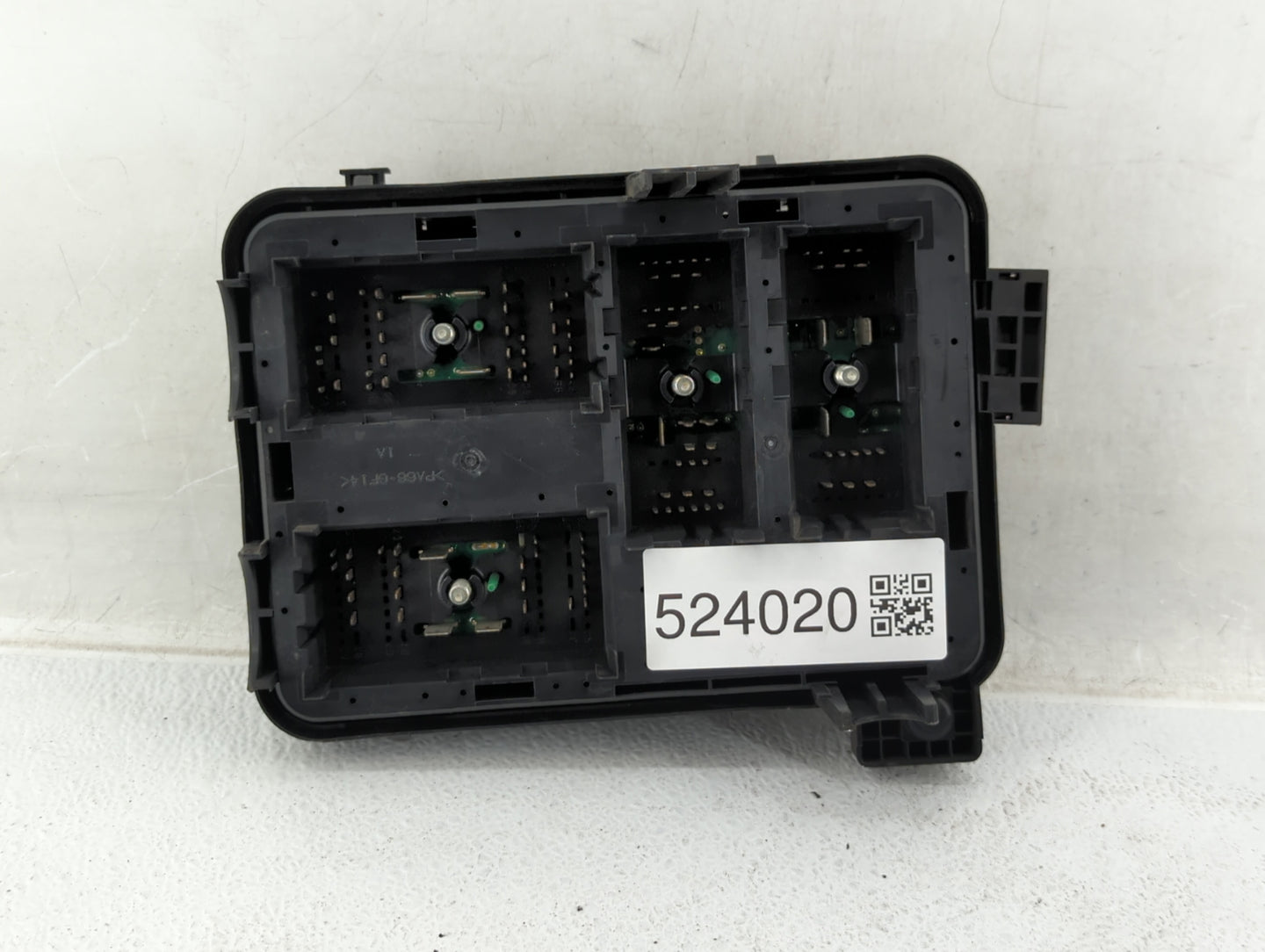 2011 Chevrolet Equinox Fusebox Fuse Box Panel Relay Module P/N:20899629 Fits OEM Used Auto Parts - Oemusedautoparts1.com