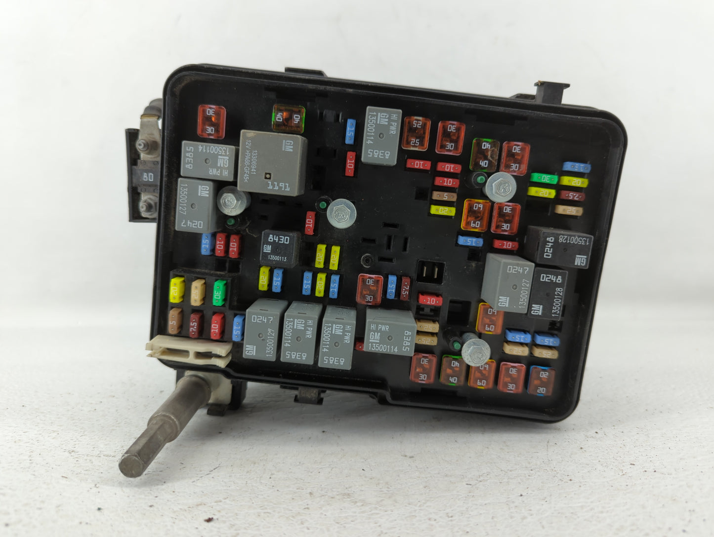 2011 Chevrolet Equinox Fusebox Fuse Box Panel Relay Module P/N:20899629 Fits OEM Used Auto Parts - Oemusedautoparts1.com