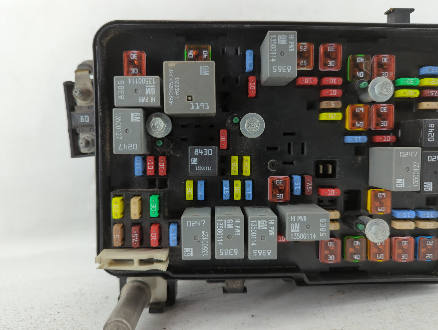 2011 Chevrolet Equinox Fusebox Fuse Box Panel Relay Module P/N:20899629 Fits OEM Used Auto Parts - Oemusedautoparts1.com