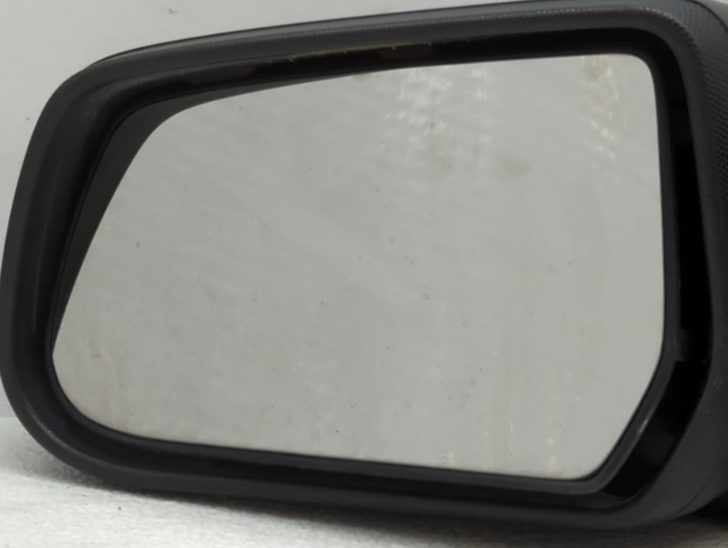2010-2011 Chevrolet Equinox Driver Side View Mirror - Left Door Mirror OEM Used - Oemusedautoparts1.com