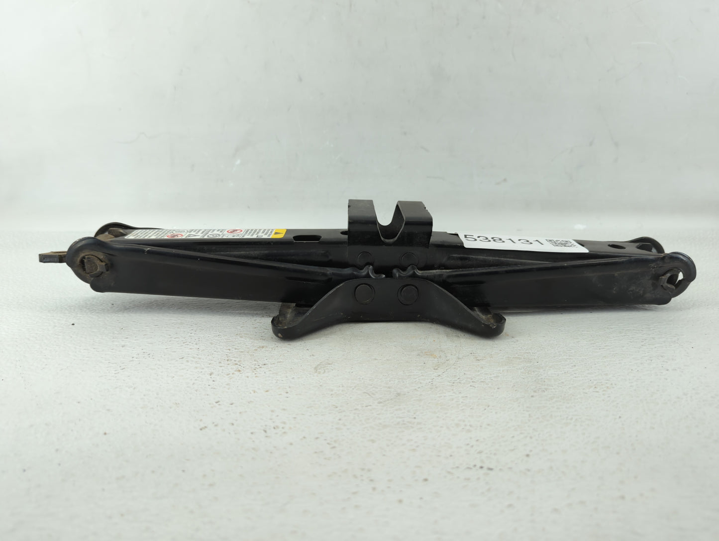 2011 Chevrolet Equinox Spare Scissor Car Jack 538131 - Oemusedautoparts1.com