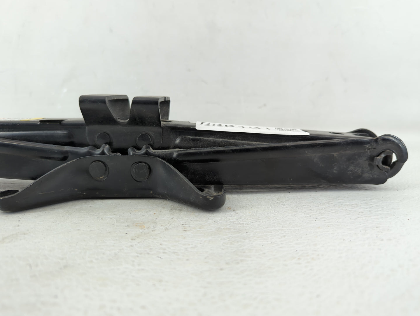 2011 Chevrolet Equinox Spare Scissor Car Jack - Oemusedautoparts1.com