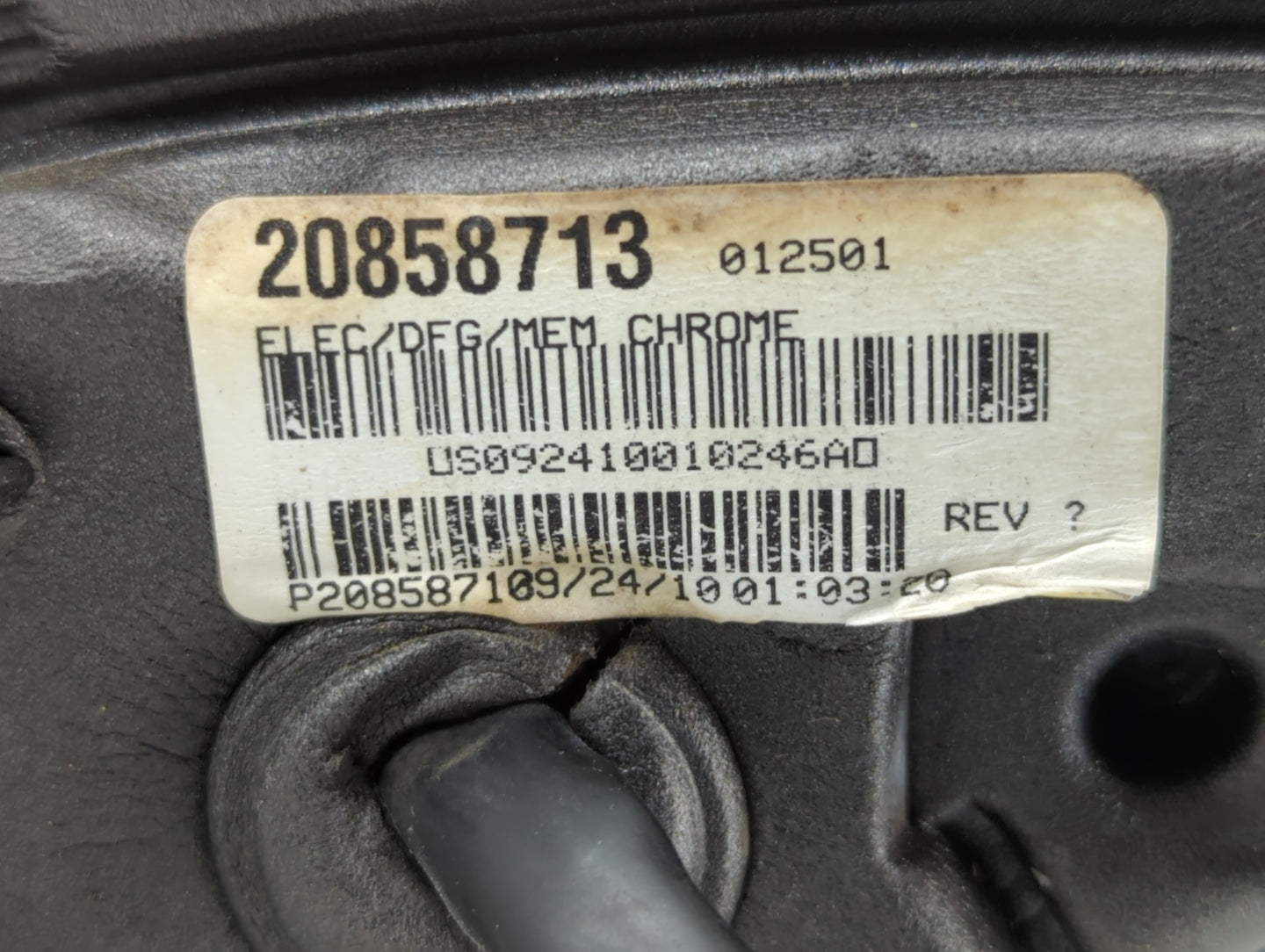 2010-2011 Chevrolet Equinox Passenger Side View Mirror - Right Door Mirror OEM Used - Oemusedautoparts1.com