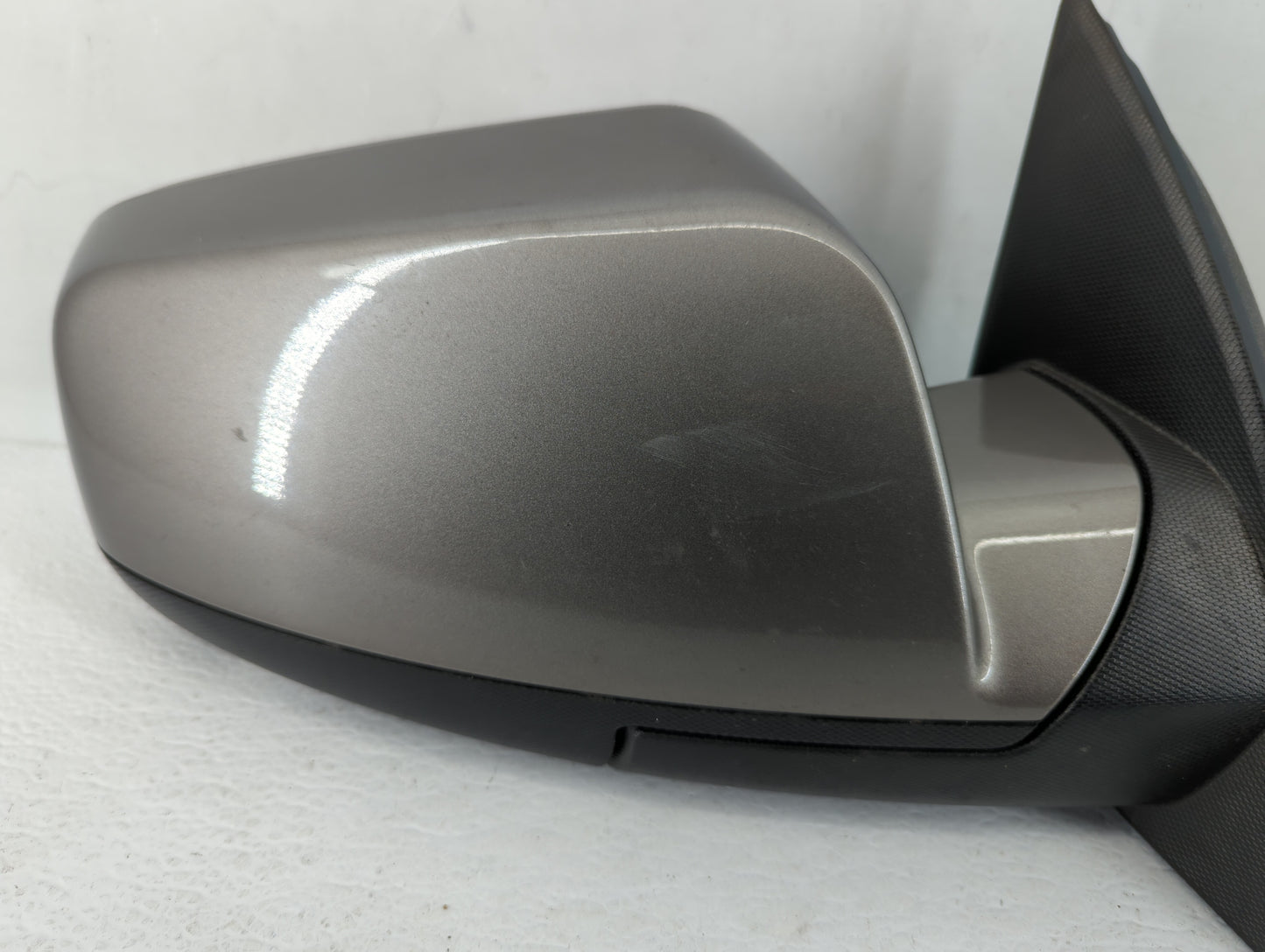 2010-2011 Chevrolet Equinox Passenger Side View Mirror - Right Door Mirror OEM Used - Oemusedautoparts1.com