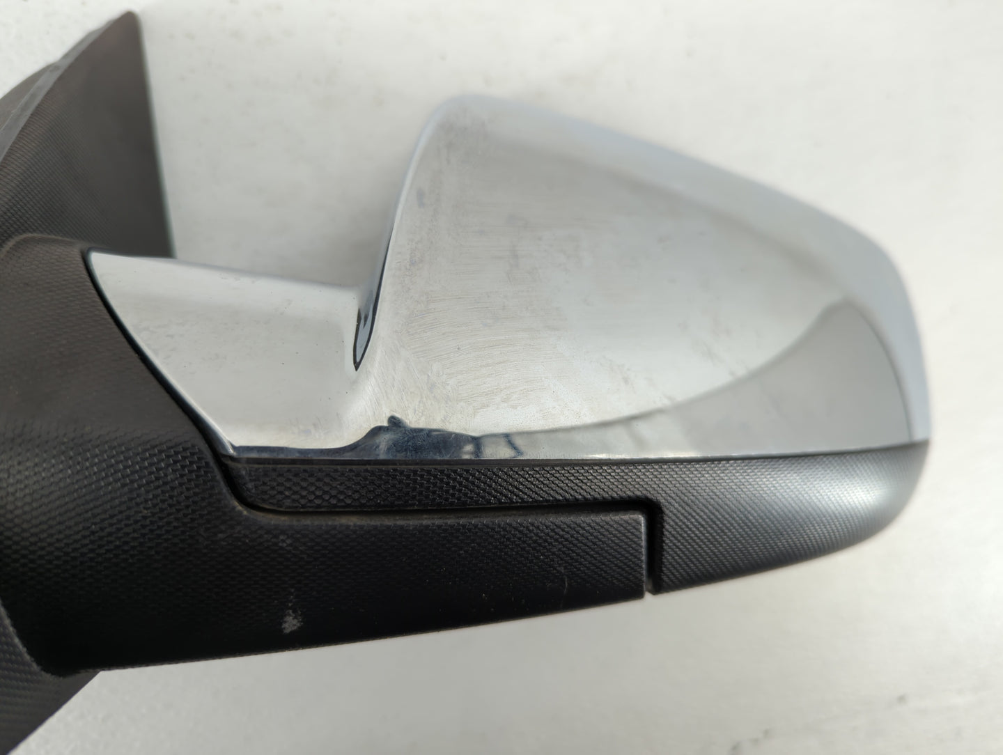 2010-2011 Chevrolet Equinox Driver Side View Mirror - Left Door Mirror OEM Used - Oemusedautoparts1.com