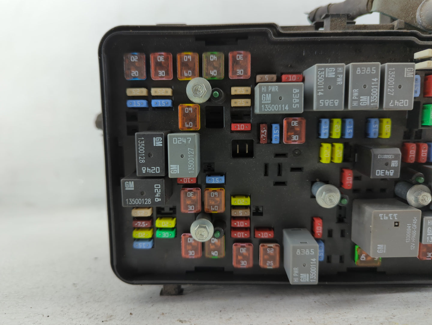 2011 Chevrolet Equinox Fusebox Fuse Box Panel Relay Module P/N:20899629 Fits OEM Used Auto Parts - Oemusedautoparts1.com