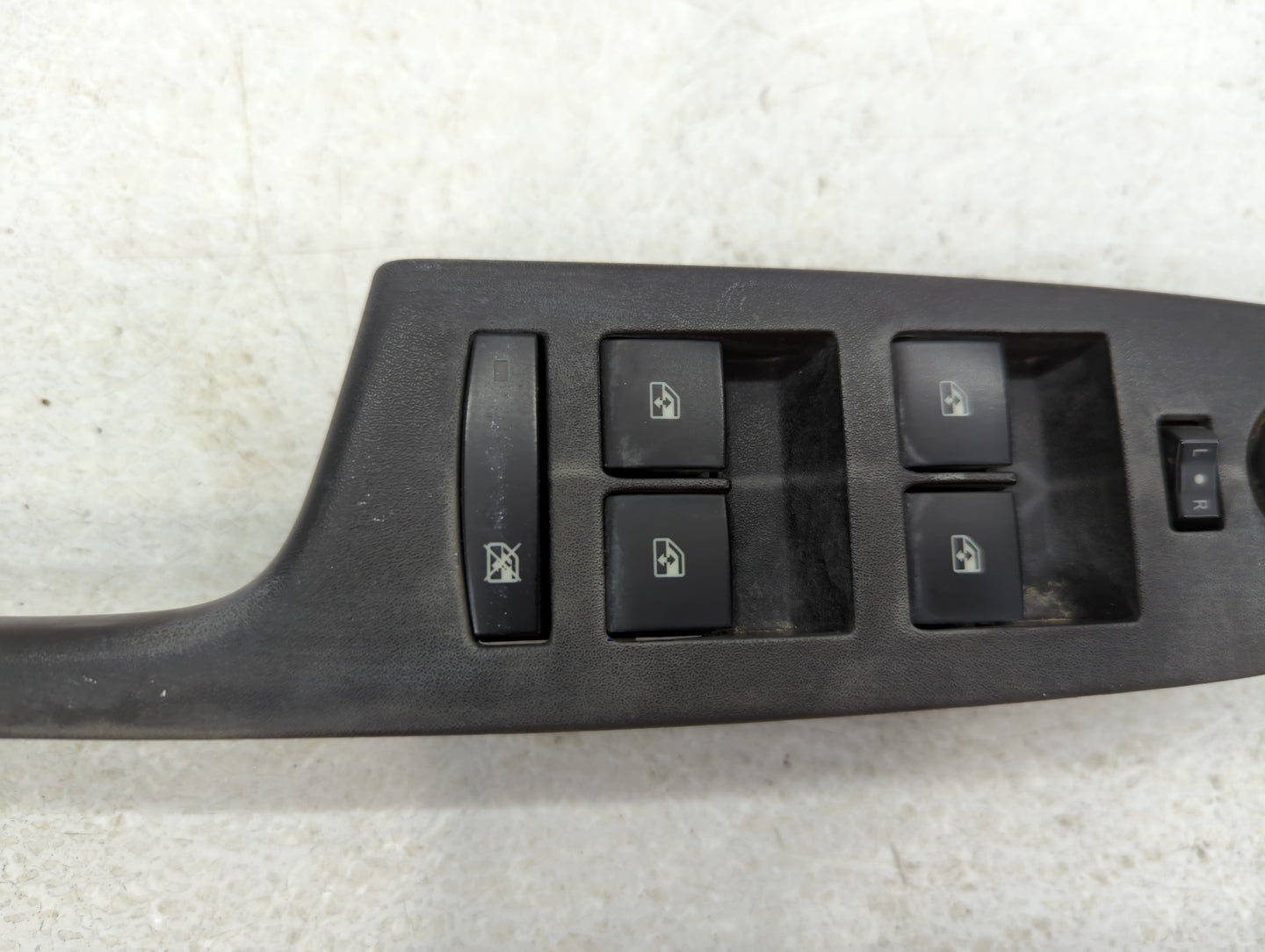 2010-2017 Chevrolet Equinox Master Power Window Switch Replacement Driver Side Left P/N:20917599 Fits OEM Used Auto Parts - 