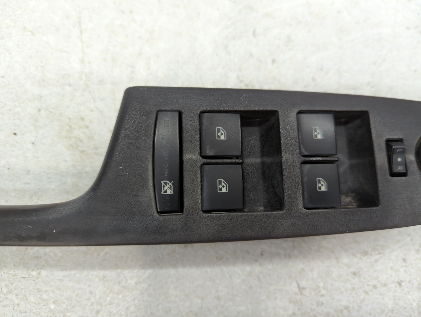 2010-2017 Chevrolet Equinox Master Power Window Switch Replacement Driver Side Left P/N:20917599 Fits OEM Used Auto Parts - 