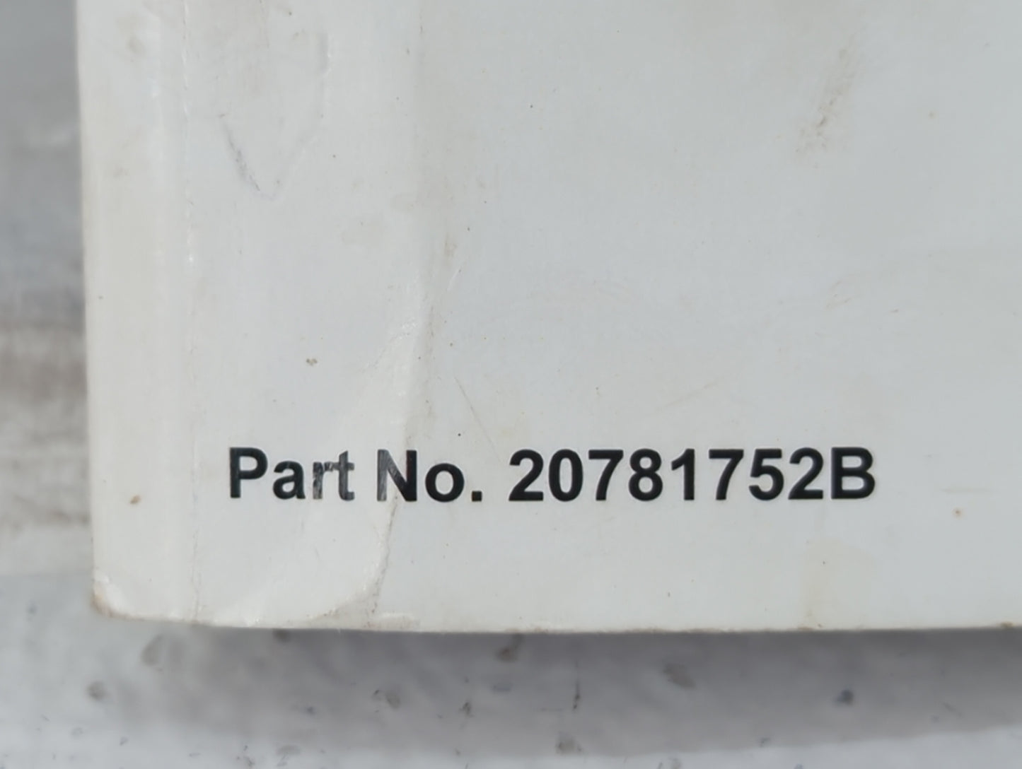 2011 Chevrolet Equinox Owners Manual Book Guide OEM Used Auto Parts - Oemusedautoparts1.com