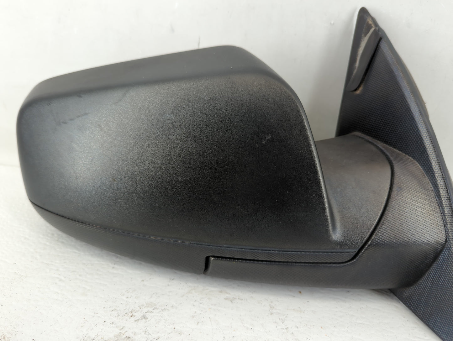 2010-2011 Chevrolet Equinox Passenger Side View Mirror - Right Door Mirror OEM Used - Oemusedautoparts1.com