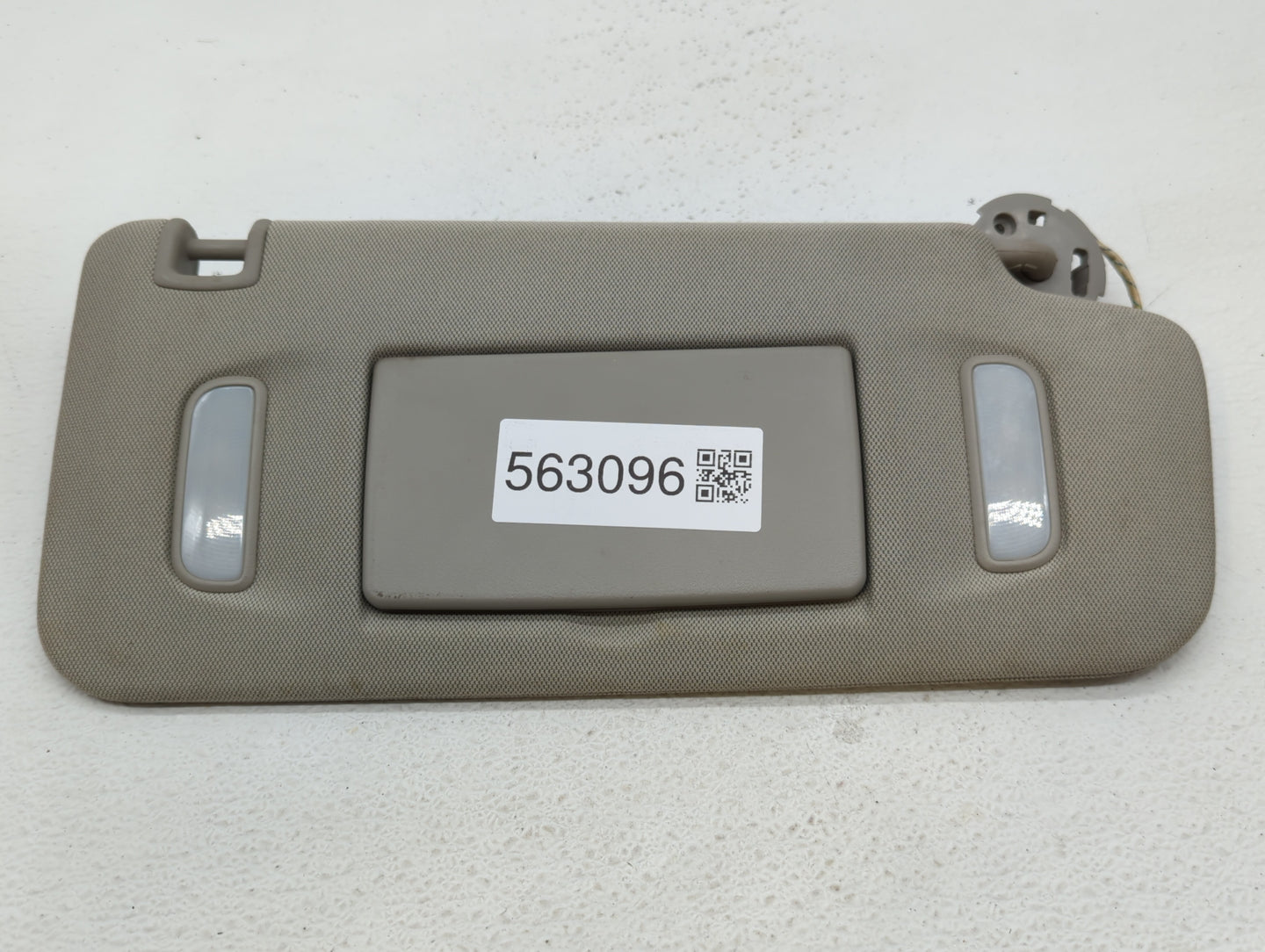 2010-2017 Chevrolet Equinox Sun Visor Shade Replacement Passenger Right Mirror Fits Fits 2010 2011 2012 2013 2014 2015 2016 