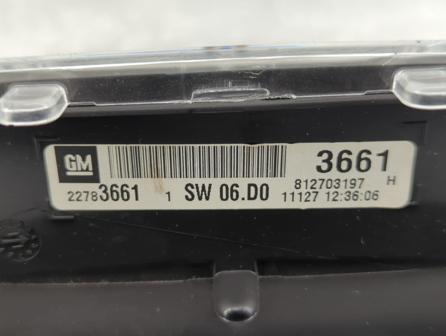 2011 Chevrolet Equinox Instrument Cluster Speedometer Gauges P/N:20978079 Fits OEM Used Auto Parts - Oemusedautoparts1.com