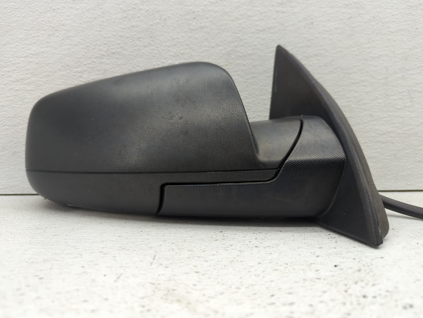 2010-2011 Chevrolet Equinox Passenger Side View Mirror - Right Door Mirror OEM Used - Oemusedautoparts1.com