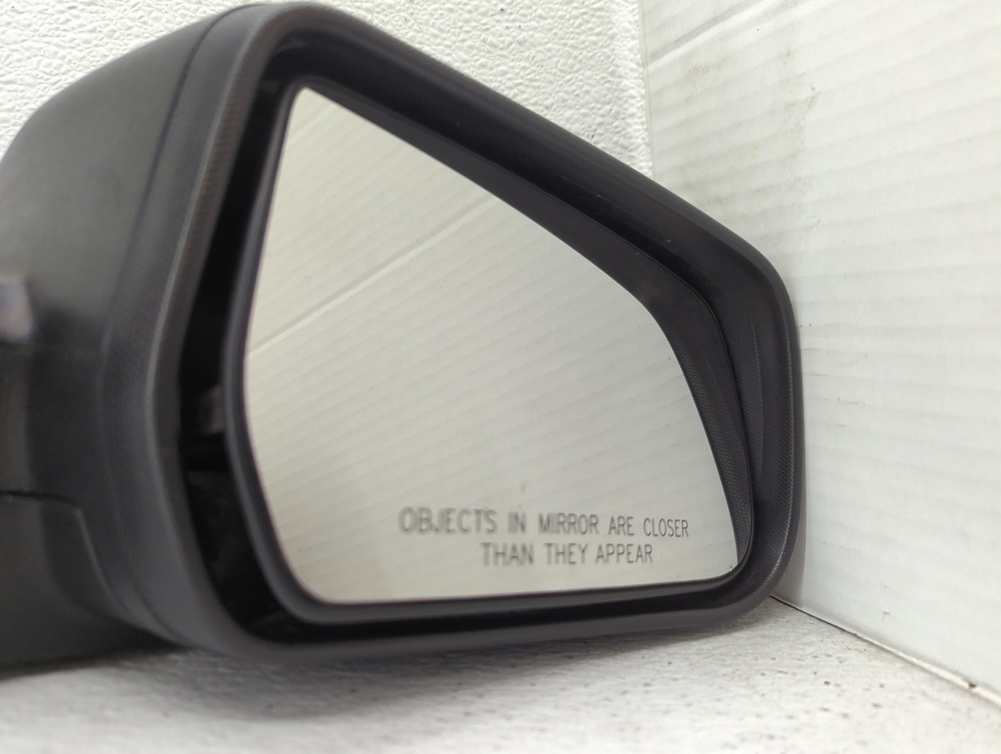 2010-2011 Chevrolet Equinox Passenger Side View Mirror - Right Door Mirror OEM Used - Oemusedautoparts1.com