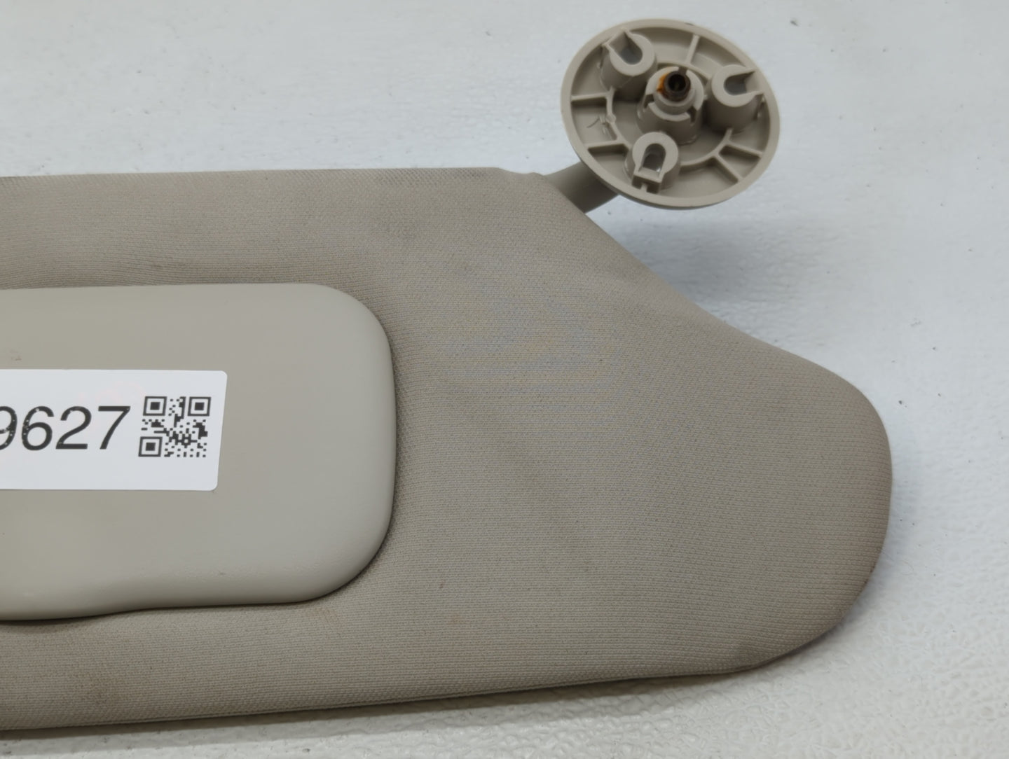 2010-2017 Chevrolet Equinox Sun Visor Shade Replacement Passenger Right Mirror Fits Fits 2010 2011 2012 2013 2014 2015 2016 