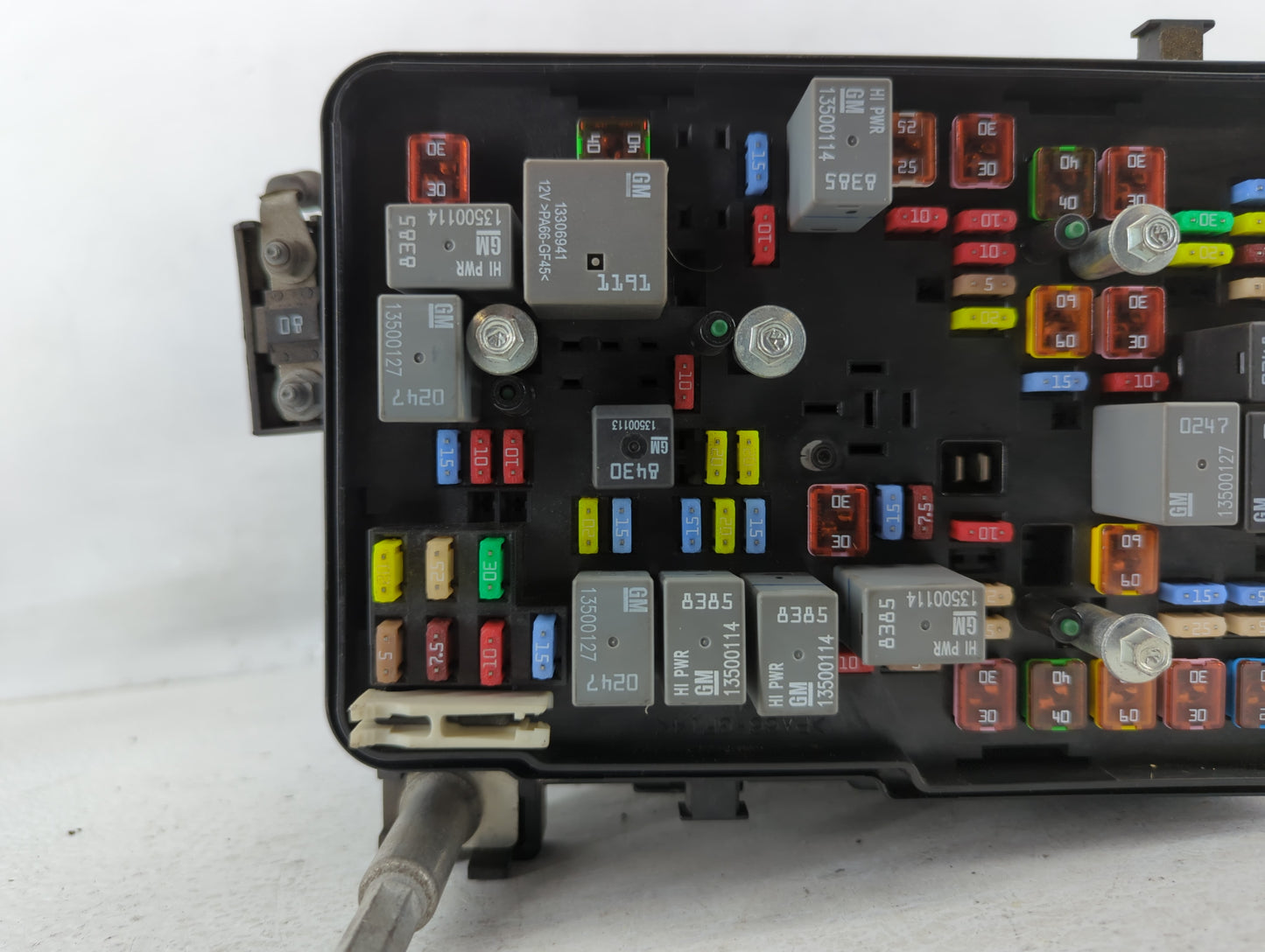 2011 Chevrolet Equinox Fusebox Fuse Box Panel Relay Module P/N:20899629 Fits OEM Used Auto Parts - Oemusedautoparts1.com