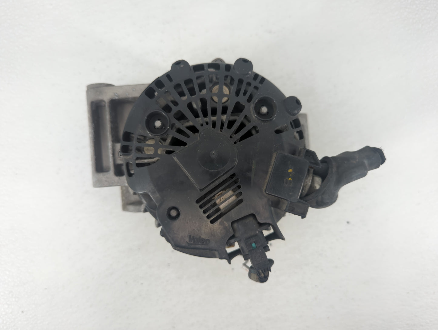 2010-2017 Chevrolet Equinox Alternator Replacement Generator Charging Assembly Engine OEM P/N:13500315 Fits OEM Used Auto Pa