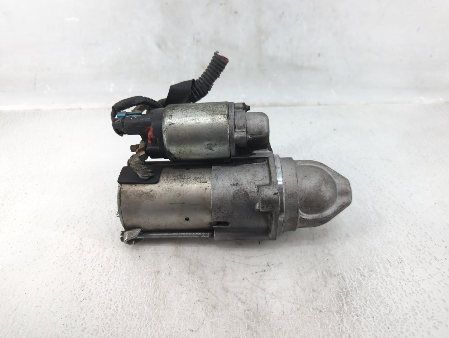2010-2017 Chevrolet Equinox Car Starter Motor Solenoid OEM P/N:GM12689317 Fits OEM Used Auto Parts - Oemusedautoparts1.com