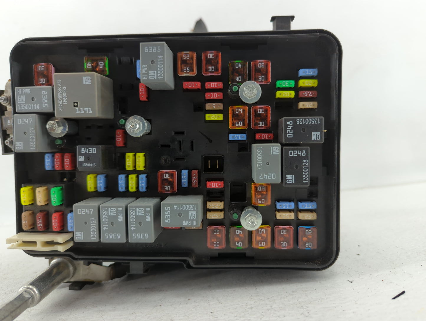 2011 Chevrolet Equinox Fusebox Fuse Box Panel Relay Module P/N:20899629_02 Fits OEM Used Auto Parts - Oemusedautoparts1.com