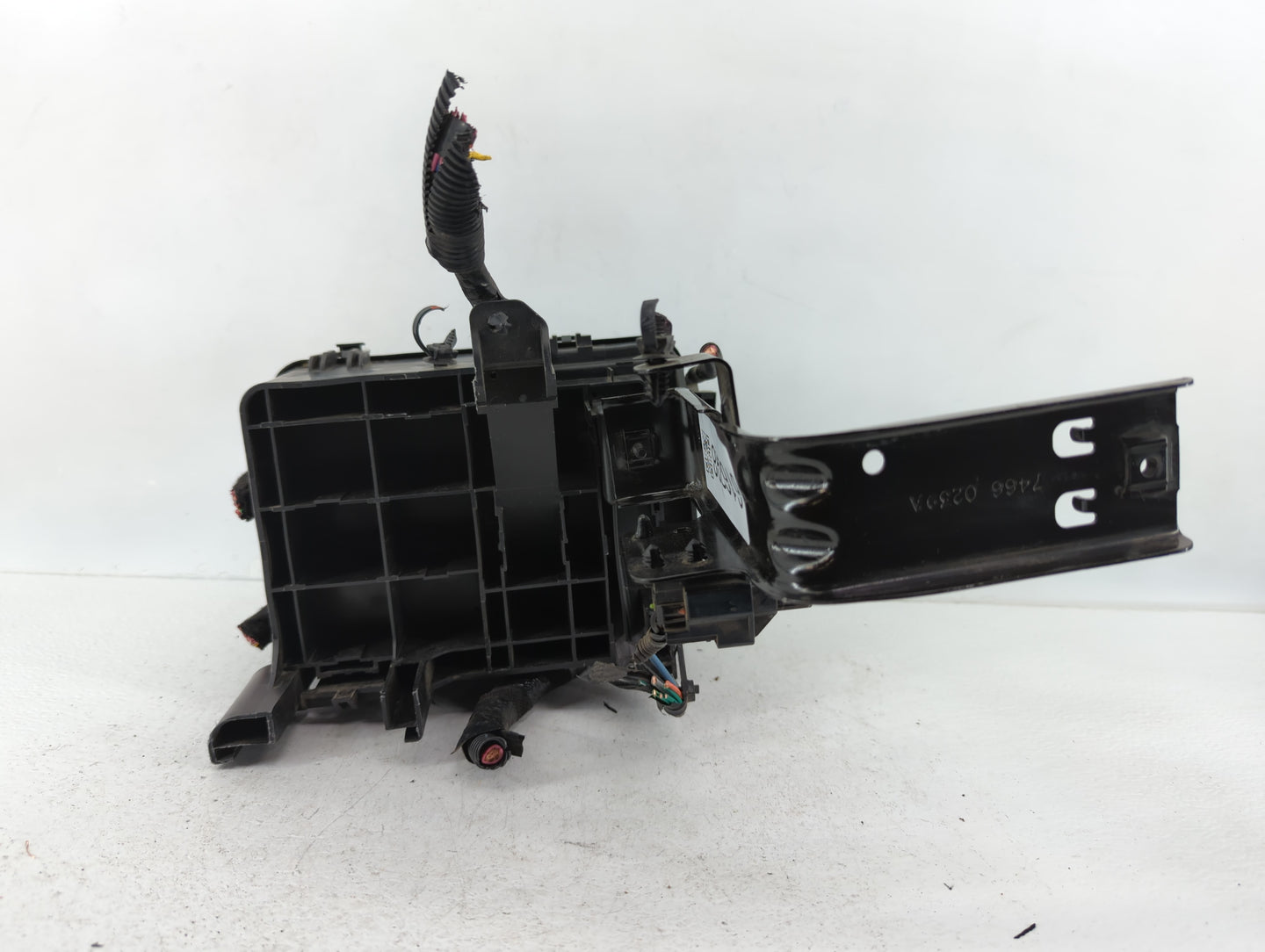 2011 Chevrolet Equinox Fusebox Fuse Box Panel Relay Module P/N:20899629_02 Fits OEM Used Auto Parts - Oemusedautoparts1.com