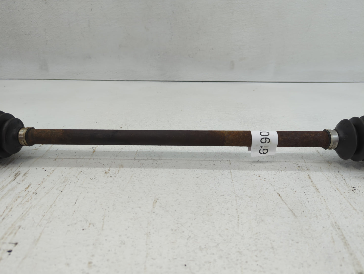 2010-2017 Chevrolet Equinox Axle Shaft Front Passenger Cv C/v - Oemusedautoparts1.com