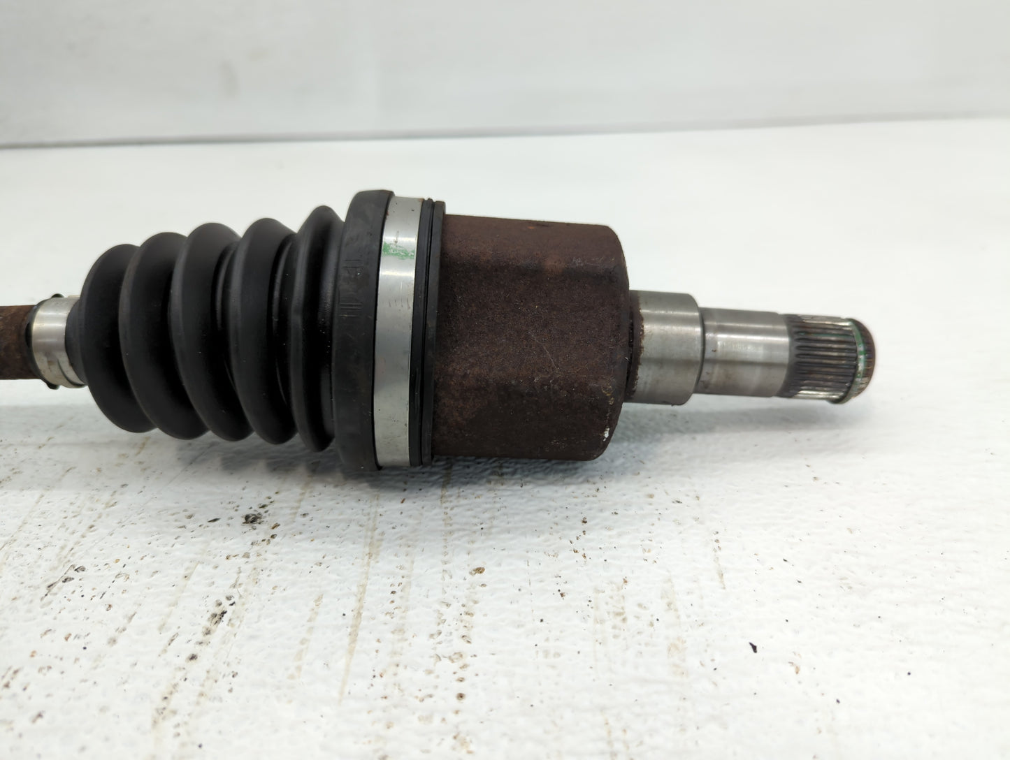 2010-2017 Chevrolet Equinox Axle Shaft Front Passenger Cv C/v - Oemusedautoparts1.com