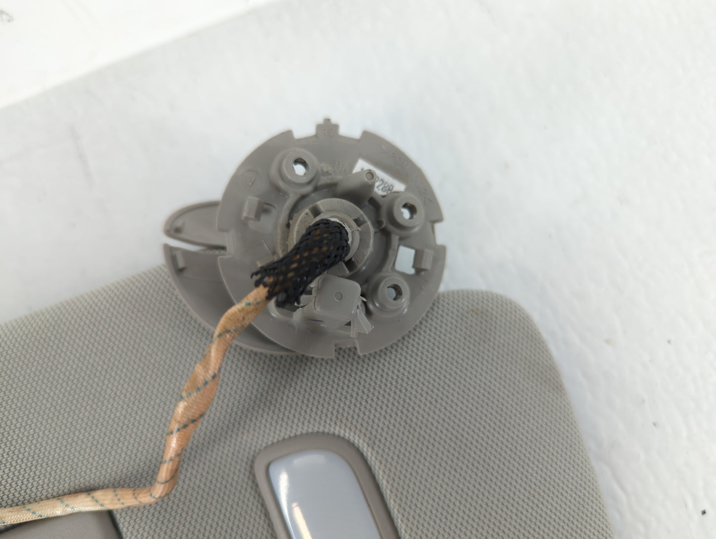 2010-2017 Chevrolet Equinox Sun Visor Shade Replacement Passenger Right Mirror Fits Fits 2010 2011 2012 2013 2014 2015 2016 