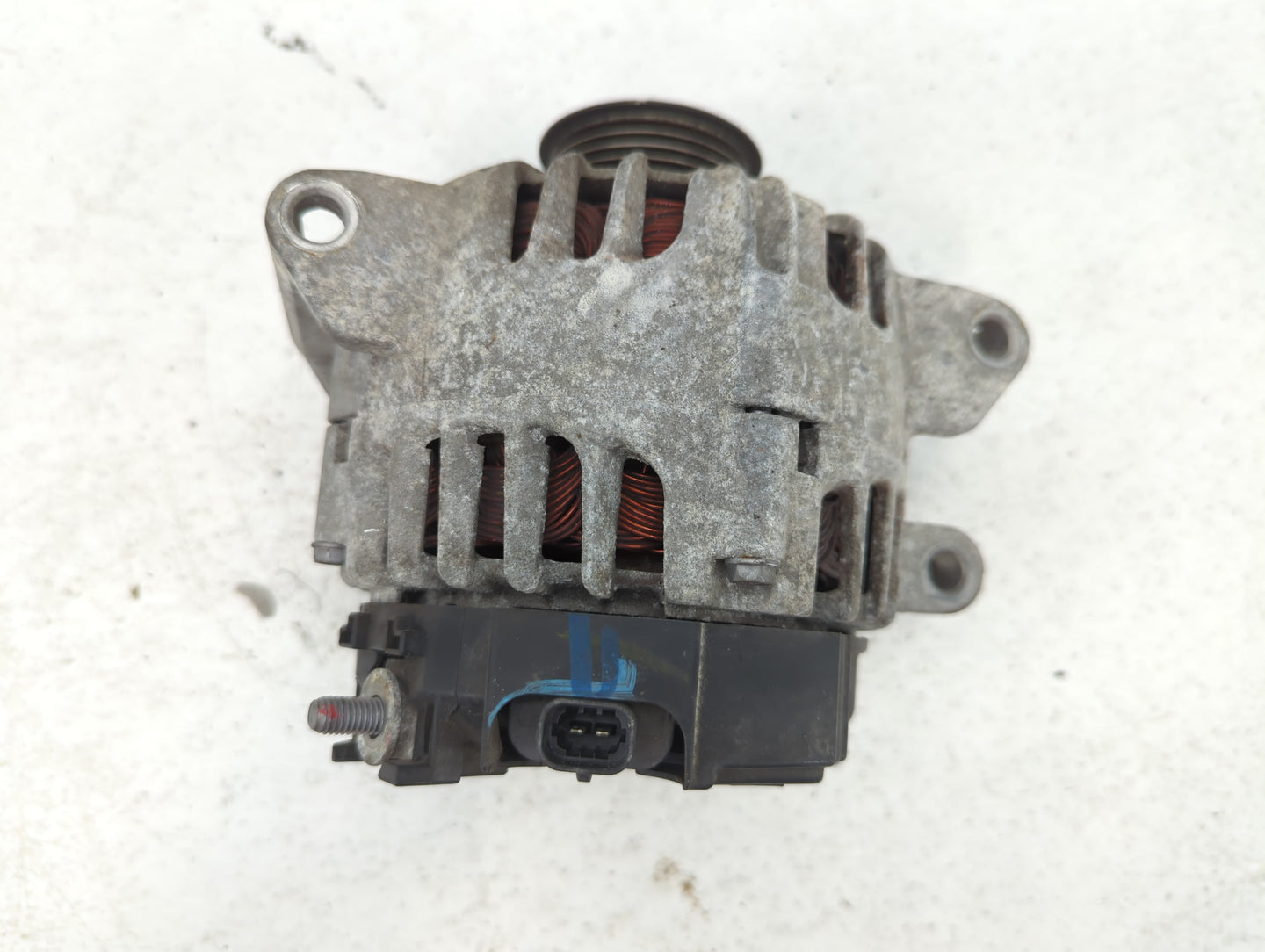 2010-2017 Chevrolet Equinox Alternator Replacement Generator Charging Assembly Engine OEM P/N:2605323 A 13500315 Fits OEM Us