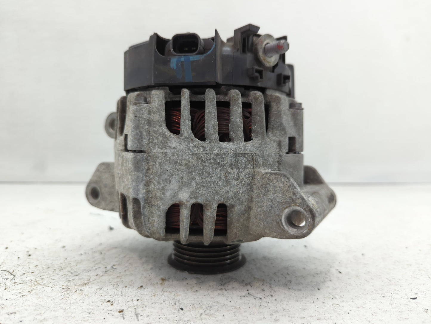 2010-2017 Chevrolet Equinox Alternator Replacement Generator Charging Assembly Engine OEM P/N:2605323 A 13500315 Fits OEM Us