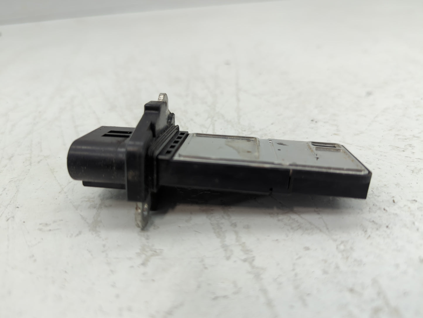 2010-2011 Chevrolet Equinox Mass Air Flow Meter Maf - Oemusedautoparts1.com