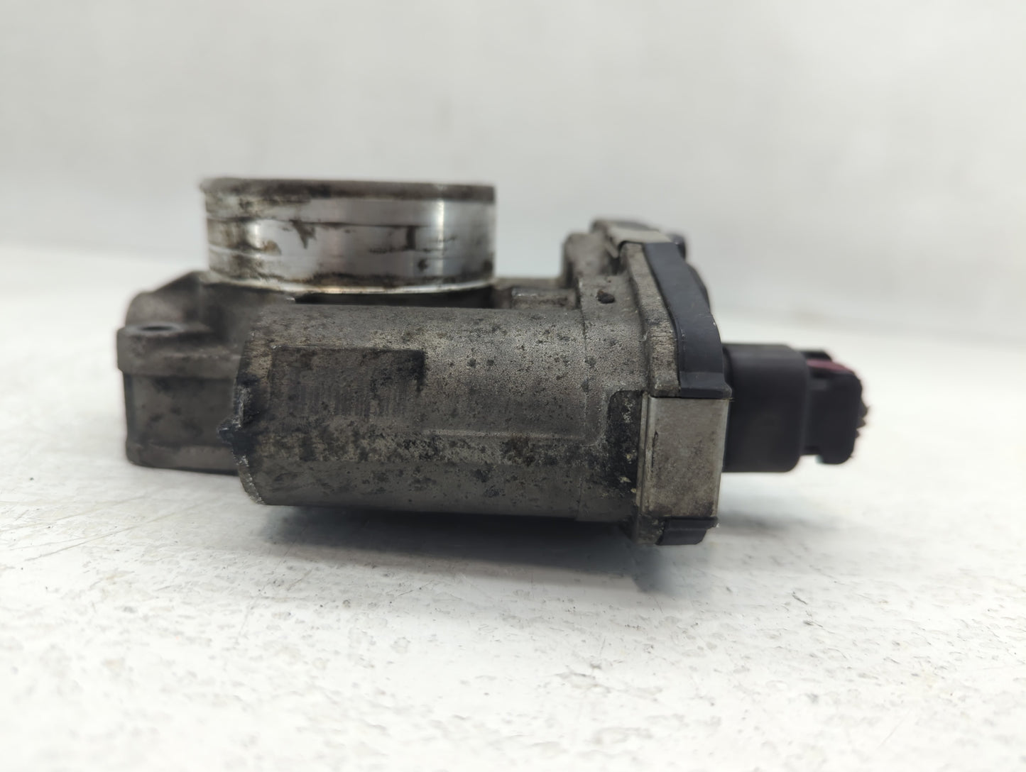 2010-2011 Chevrolet Equinox Throttle Body Fits Fits 2007 2008 2009 2010 2011 2012 OEM Used Auto Parts - Oemusedautoparts1.co