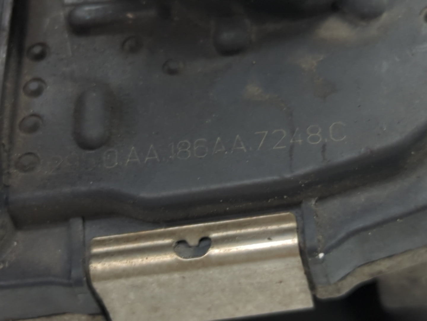 2010-2011 Chevrolet Equinox Throttle Body Fits Fits 2007 2008 2009 2010 2011 2012 OEM Used Auto Parts - Oemusedautoparts1.co