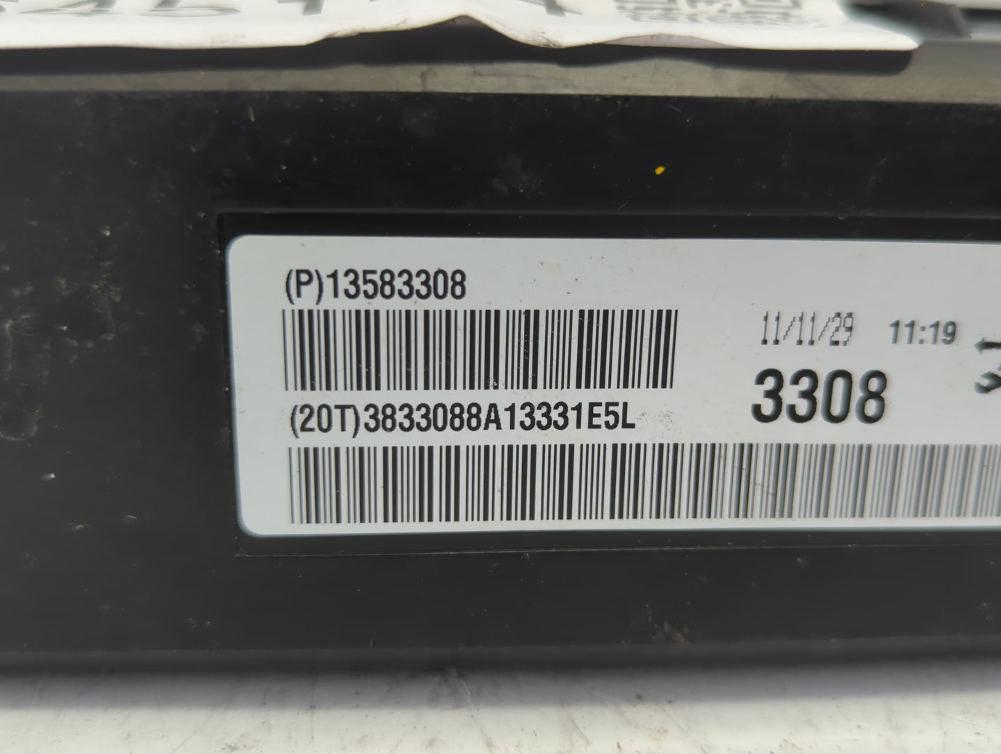 2011-2012 Chevrolet Equinox Fusebox Fuse Box Panel Relay Module P/N:20899627_02 Fits Fits 2011 2012 OEM Used Auto Parts - Oe
