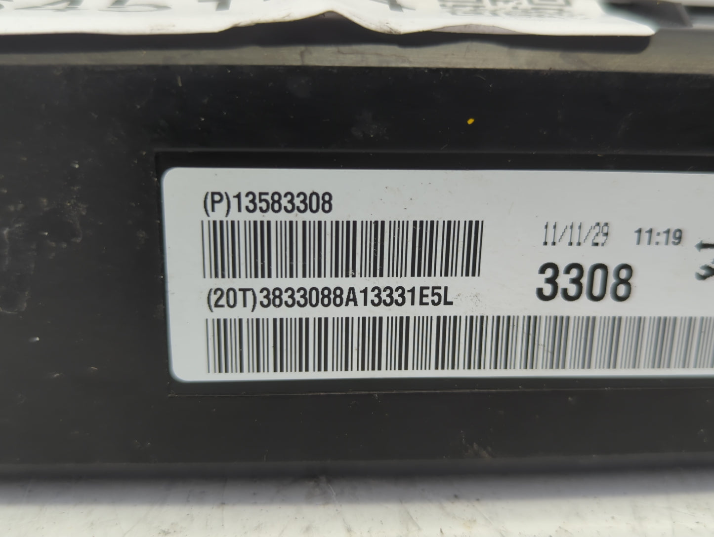 2011-2012 Chevrolet Equinox Fusebox Fuse Box Panel Relay Module P/N:20899627_02 Fits Fits 2011 2012 OEM Used Auto Parts - Oe