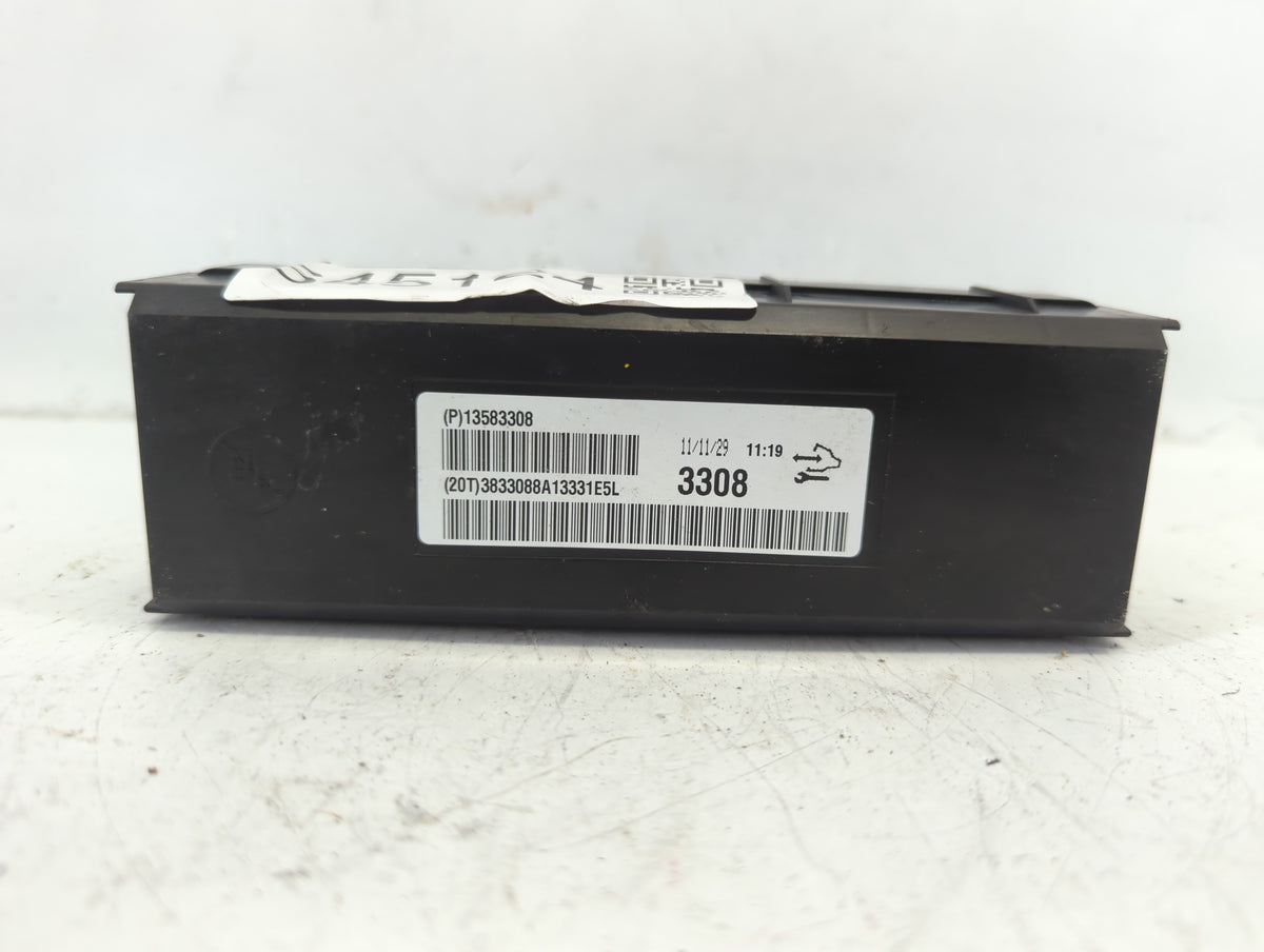 2011-2012 Chevrolet Equinox Fusebox Fuse Box Panel Relay Module P/N:20899627_02 Fits Fits 2011 2012 OEM Used Auto Parts - Oe