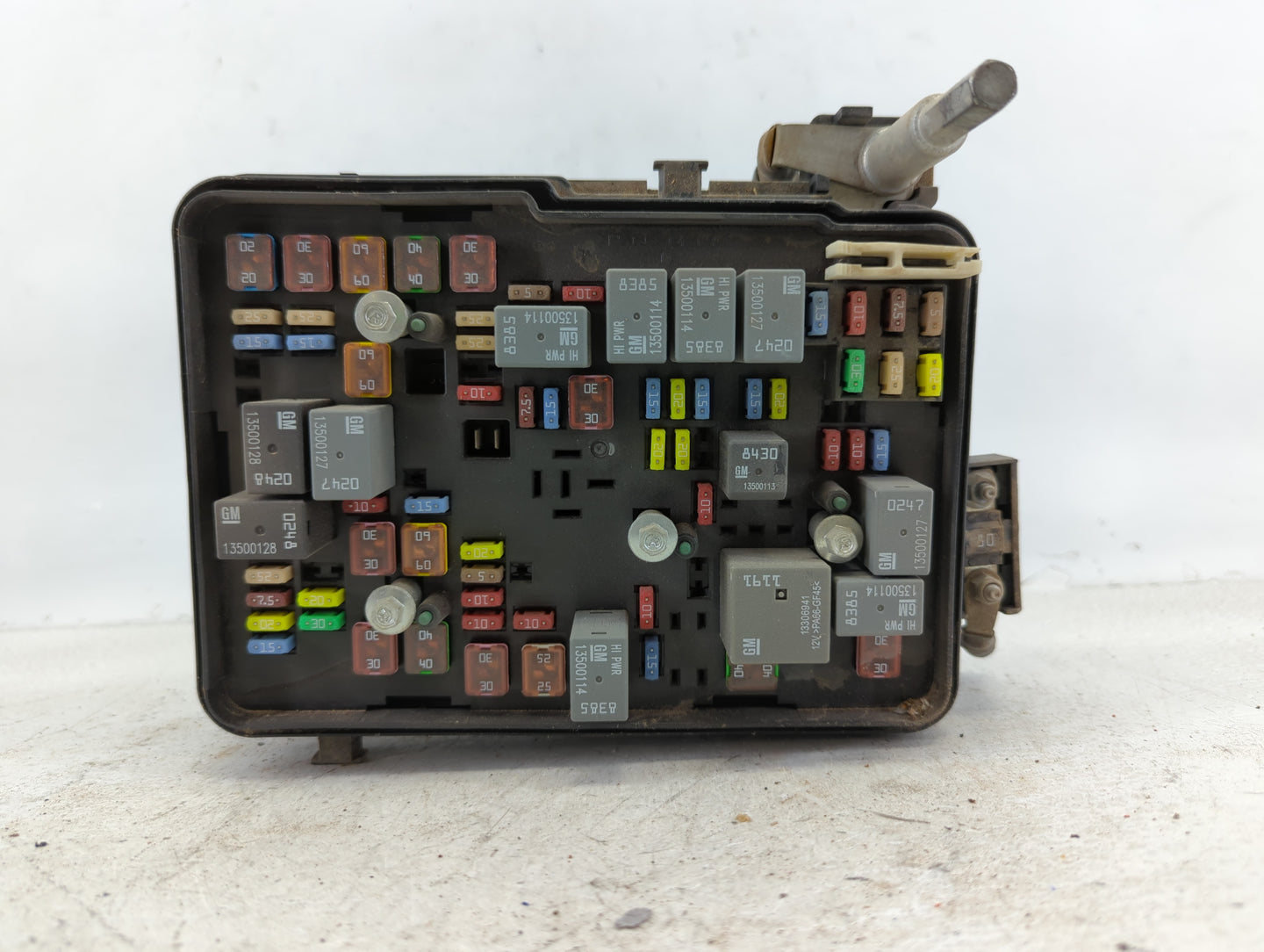 2011 Chevrolet Equinox Fusebox Fuse Box Panel Relay Module P/N:20899629_02 Fits OEM Used Auto Parts - Oemusedautoparts1.com