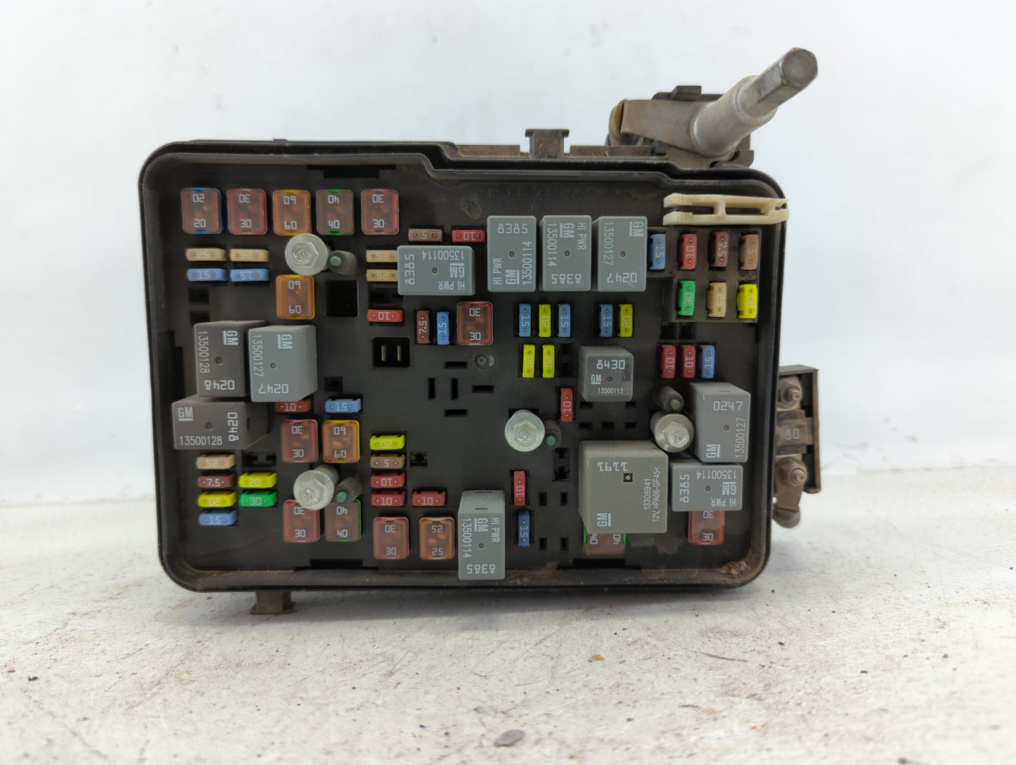 2011 Chevrolet Equinox Fusebox Fuse Box Panel Relay Module P/N:20899629_02 Fits OEM Used Auto Parts - Oemusedautoparts1.com